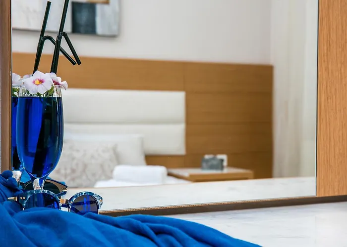 Ξενοδοχείο Ποτός 3*