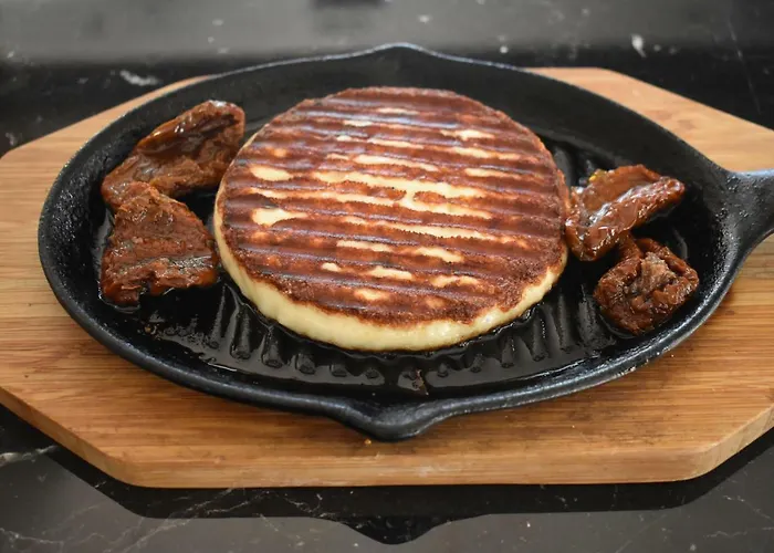 Hotel Potos פוטוס