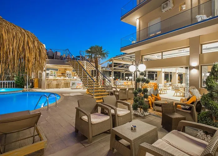 ホテル Hotel Potos 3*