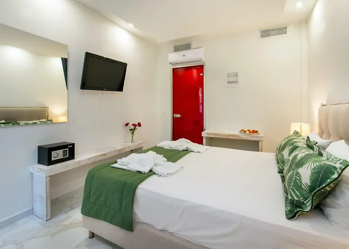 ホテル Hotel Potos 3*