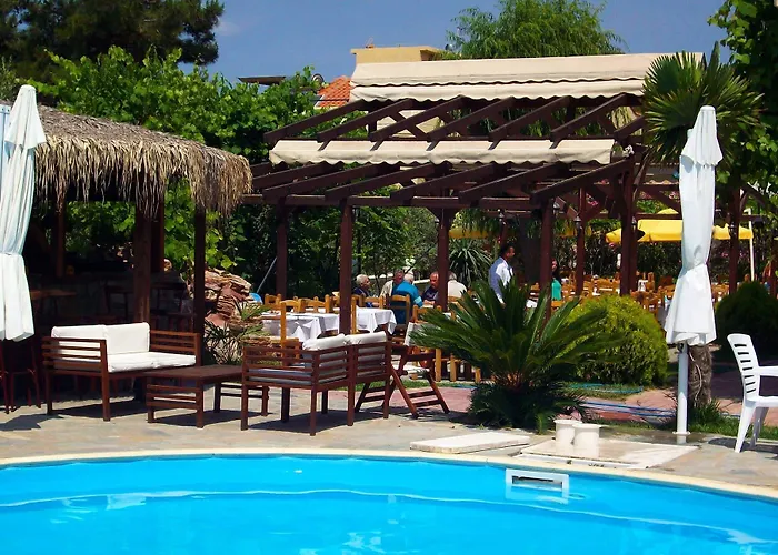 מלון Hotel Potos פוטוס